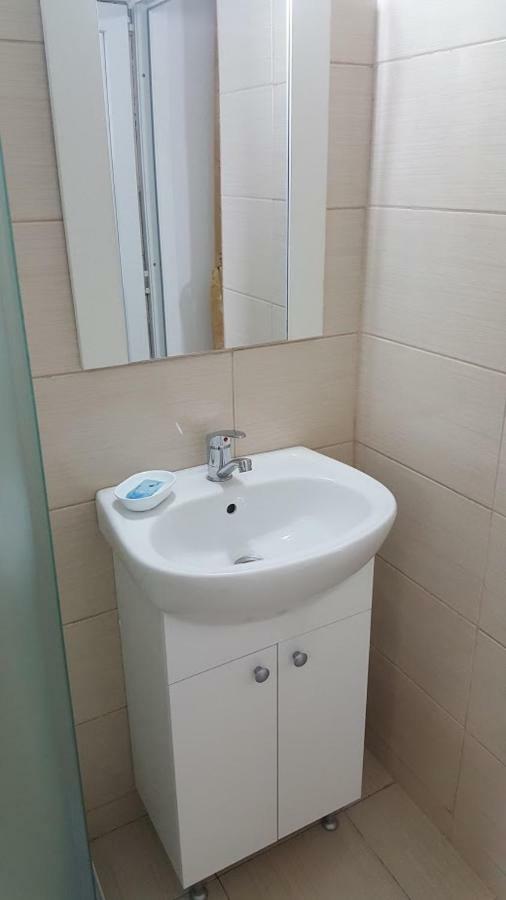 Vila Yza Hotel เอโฟริเอนอร์ด ภายนอก รูปภาพ